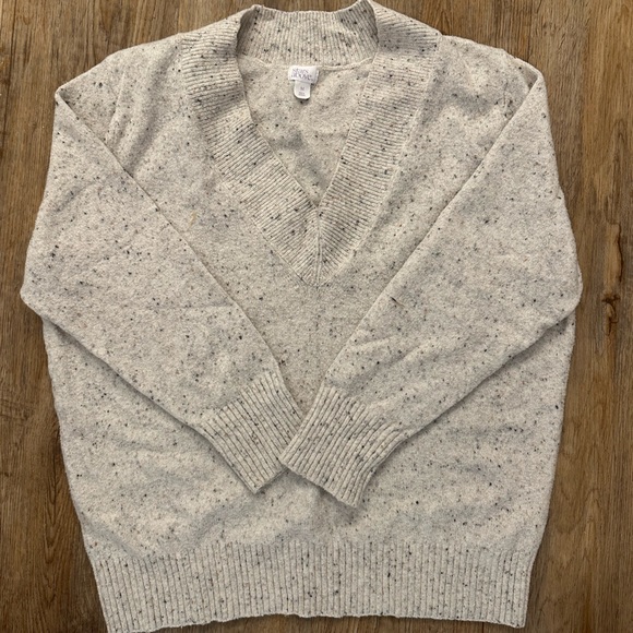 Stars Above Heathered Gray Sweater - Picture 1 of 3